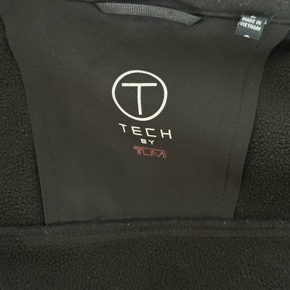 Men’s Windbreaker TUMI T-Tech Black Insulated Jacket Zip Up Collar Jacket Size L - Picture 9 of 10
